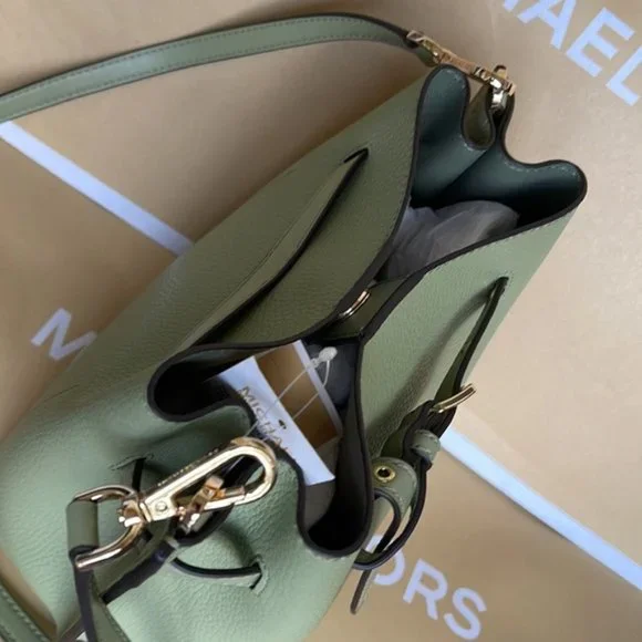 Michael Kors Emilia Small Bucket Bag Messenger Leather Light Sage - Picture 16 of 16